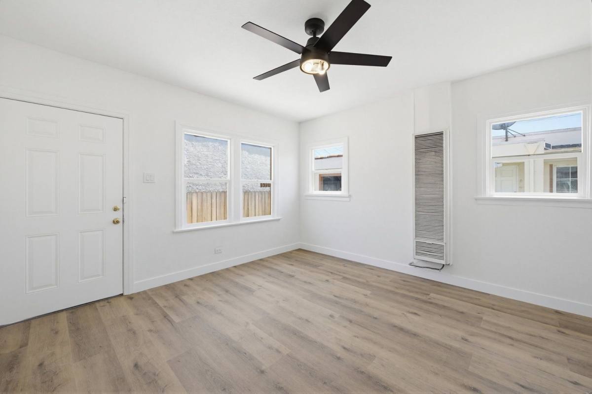 Apartment for rent at 1510 W 52nd St #5, Los Angeles, CA 90062