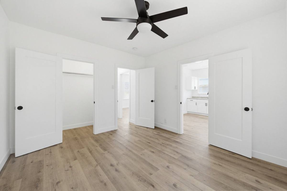 Apartment for rent at 1510 W 52nd St #5, Los Angeles, CA 90062