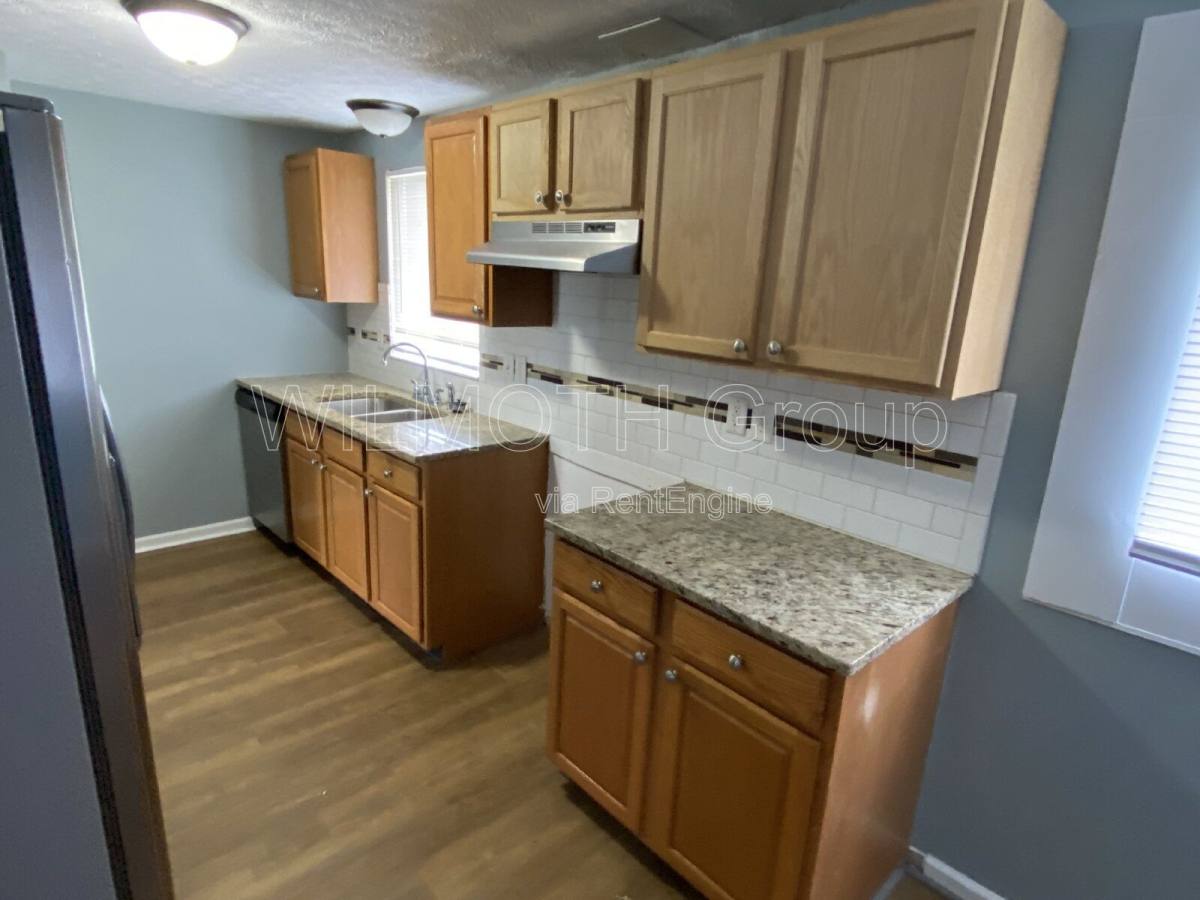 House for rent at 11405 Dunshire Dr, Indianapolis, IN 46229