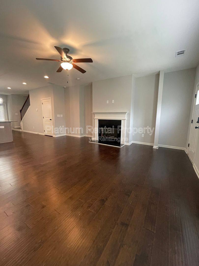 Townhouse for rent at 841 Ambient Way, Atlanta, GA 30331