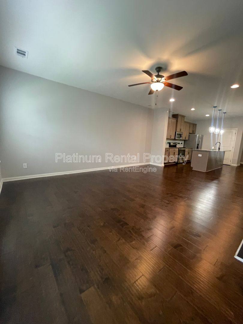 Townhouse for rent at 841 Ambient Way, Atlanta, GA 30331