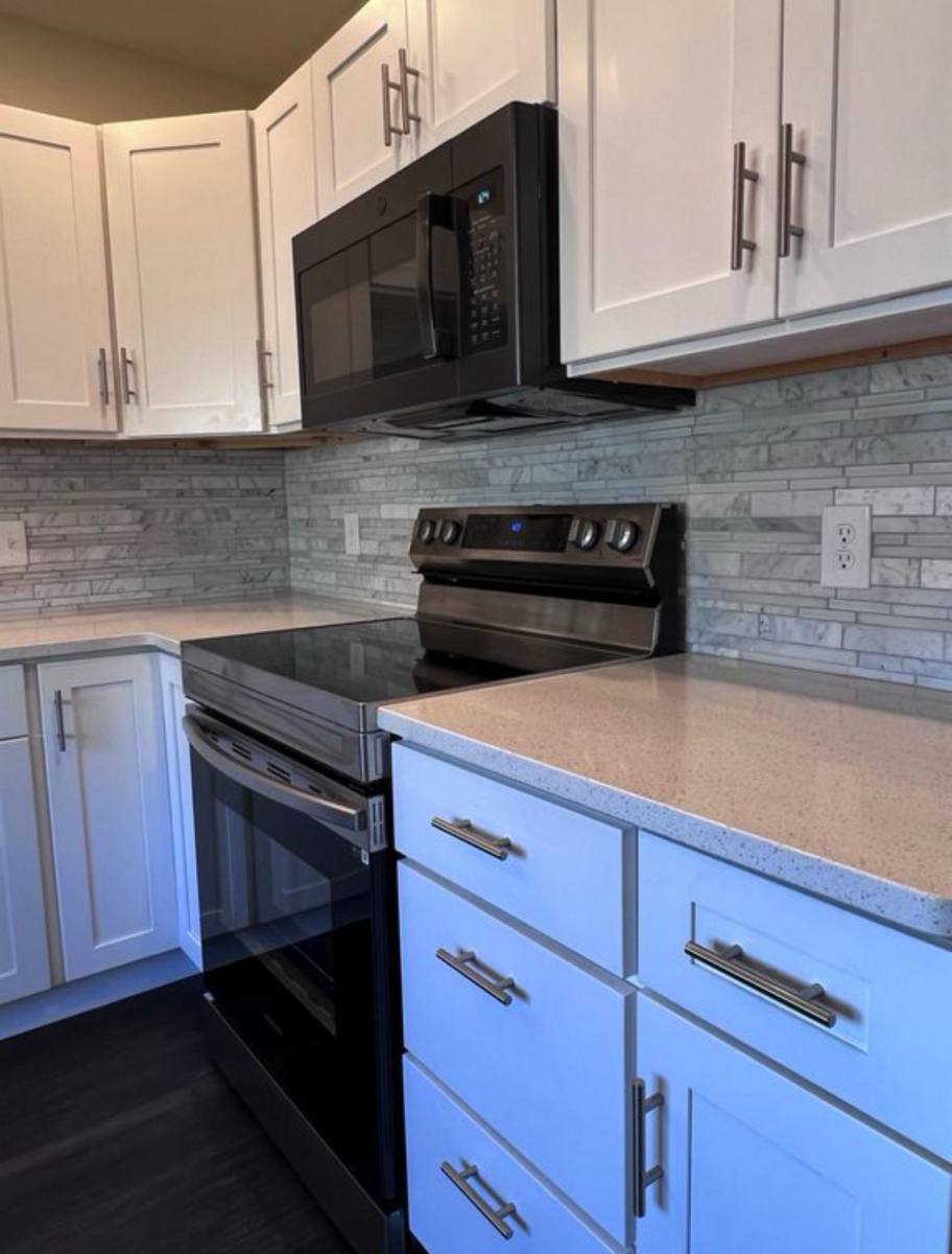 Apartment for rent at 4 Pleasant Ave, North Providence, RI 02911