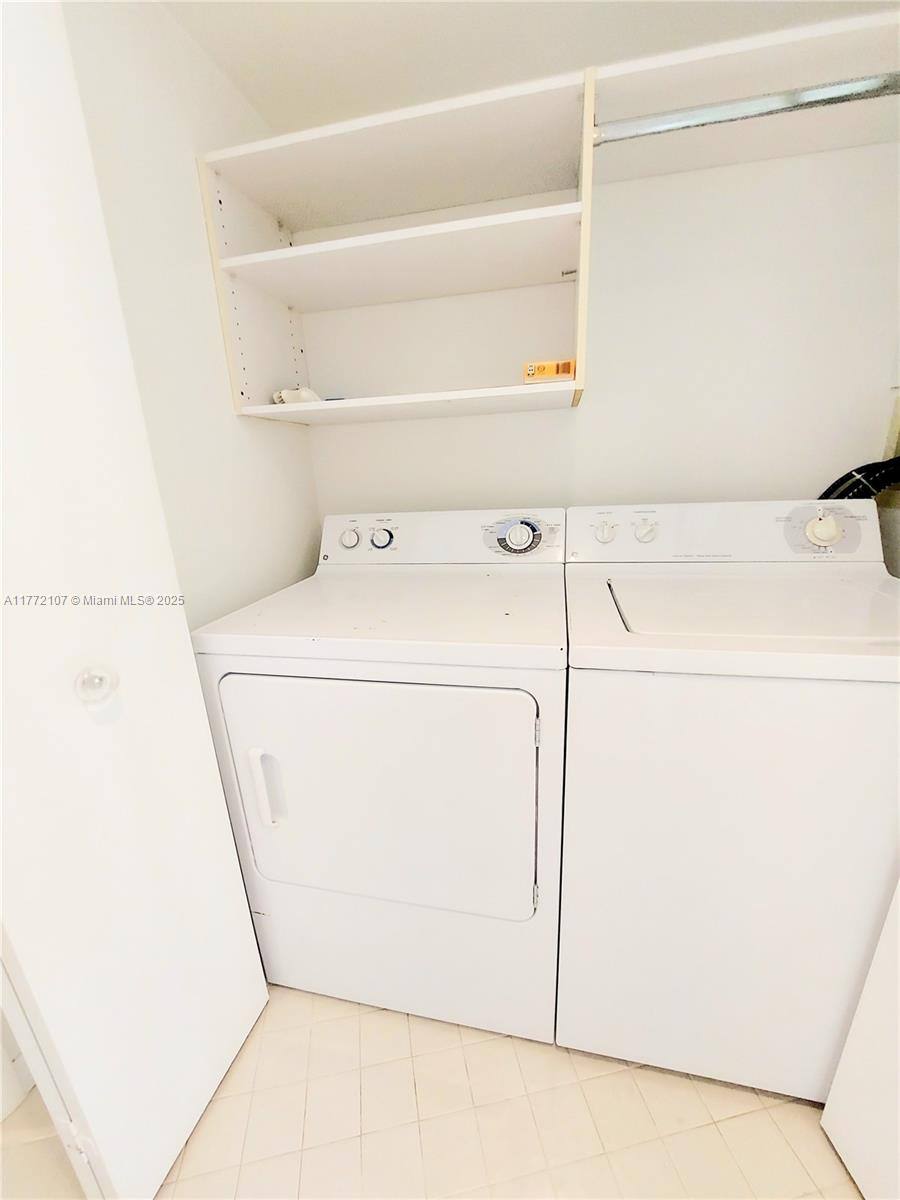 Apartment for rent at 1000 W Island Blvd #2002, North Miami Beach, FL 33160