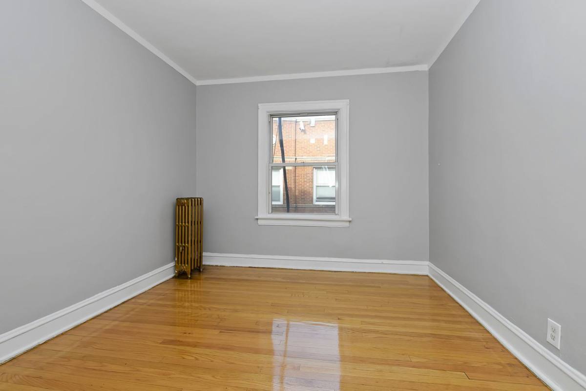 Apartment for rent at 8711 S Morgan St, Chicago, IL 60620