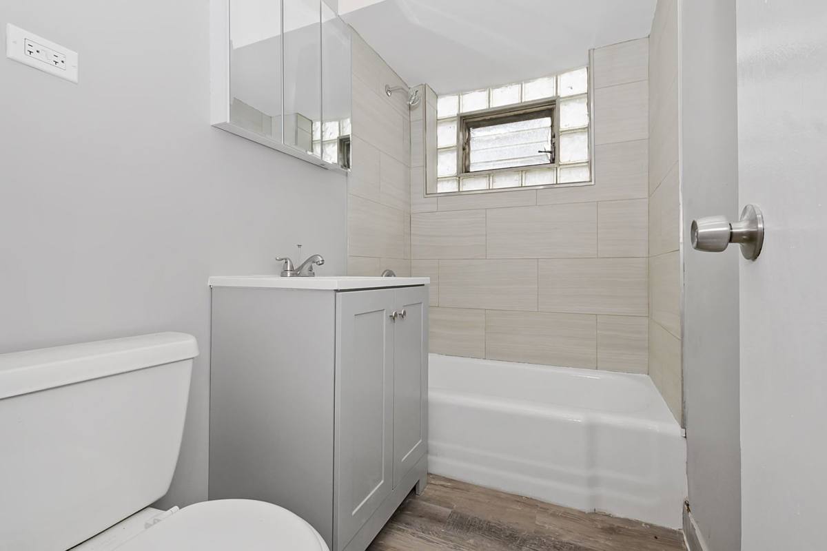 Apartment for rent at 7812 S Troy St, Chicago, IL 60652
