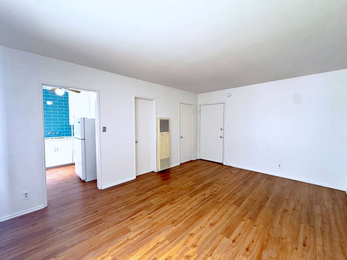 Apartment for rent at 1243 Federal Ave #103, Los Angeles, CA 90025