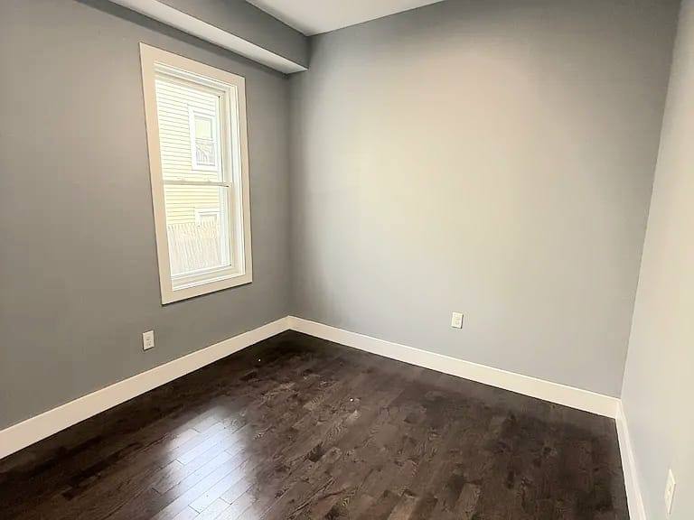 Apartment for rent at 776-780 S 19th St #1L, Newark, NJ 07103