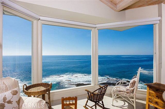 House for rent at 2691 Victoria Dr, Laguna Beach, CA 92651