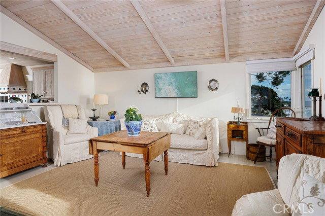 House for rent at 2691 Victoria Dr, Laguna Beach, CA 92651