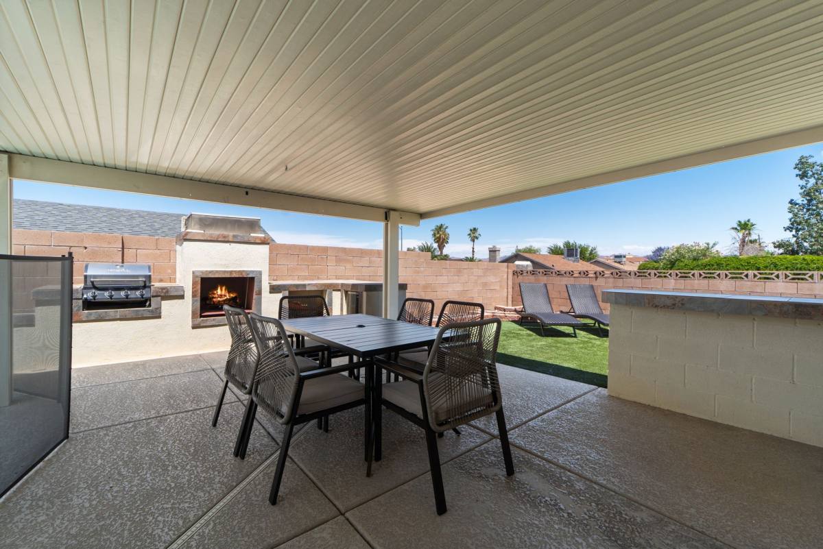 House for rent at 329 Wintercress Dr, Henderson, NV 89002