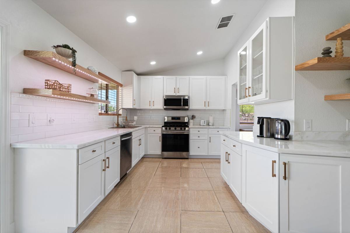 House for rent at 329 Wintercress Dr, Henderson, NV 89002