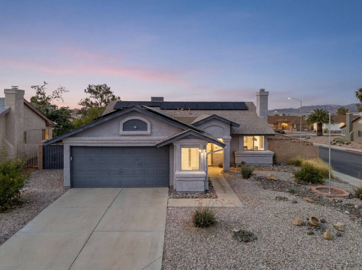 House for rent at 329 Wintercress Dr, Henderson, NV 89002