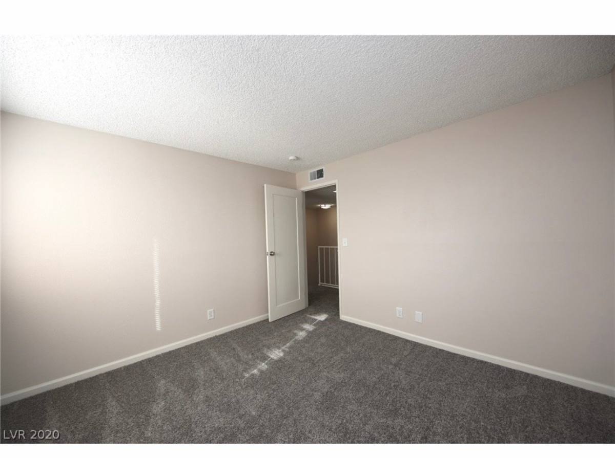 House for rent at 7165 Bridgeview Ave, Las Vegas, NV 89147
