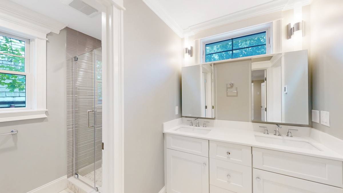 Apartment for rent at 101 Sumner Rd #5, Brookline, MA 02445