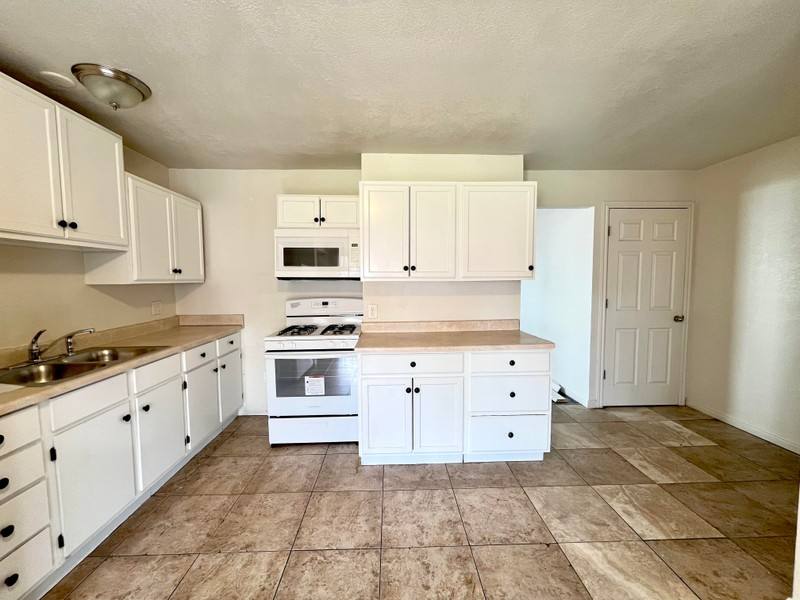 Townhouse for rent at 920 W Montague Ave #1, Salt Lake City, UT 84104