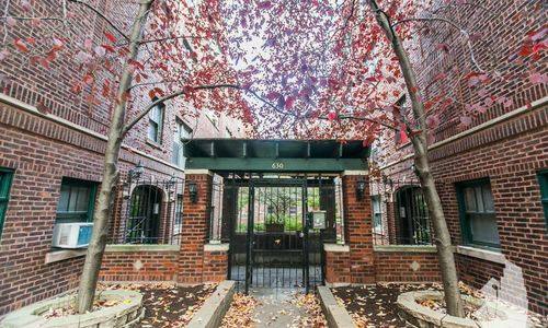 Apartment for rent at 630 W Arlington Place #52, Chicago, IL 60614