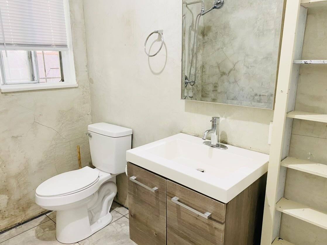 House for rent at 5630 1 2 Craner Ave, North Hollywood, CA 91601