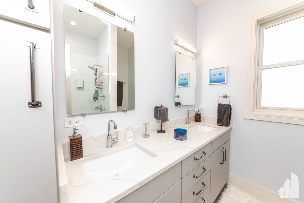 Apartment for rent at 3049 N Clybourn Ave #1, Chicago, IL 60618