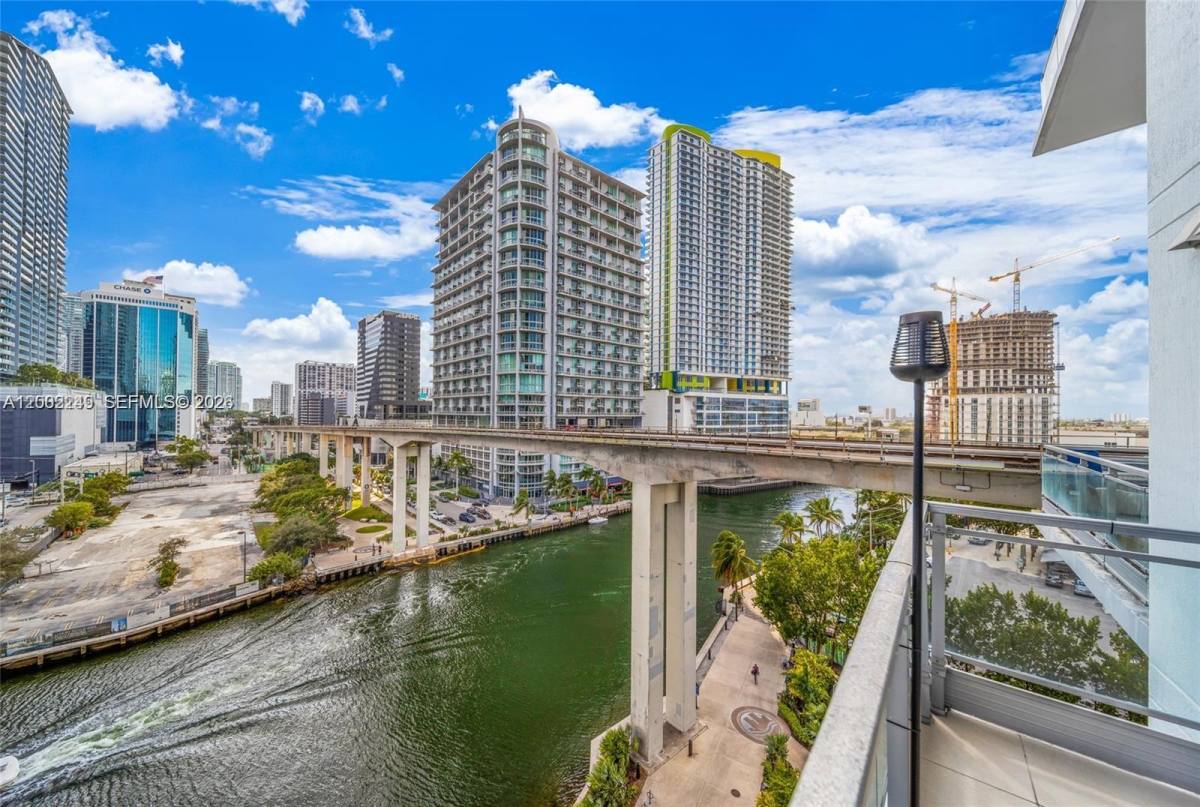 Condo for rent at 92 SW 3rd St #902, Miami, FL 33130