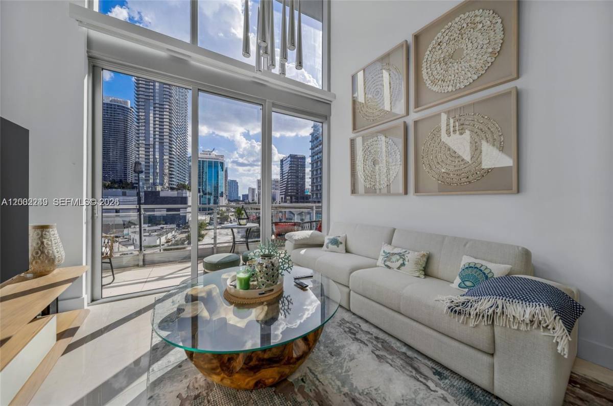 Condo for rent at 92 SW 3rd St #902, Miami, FL 33130