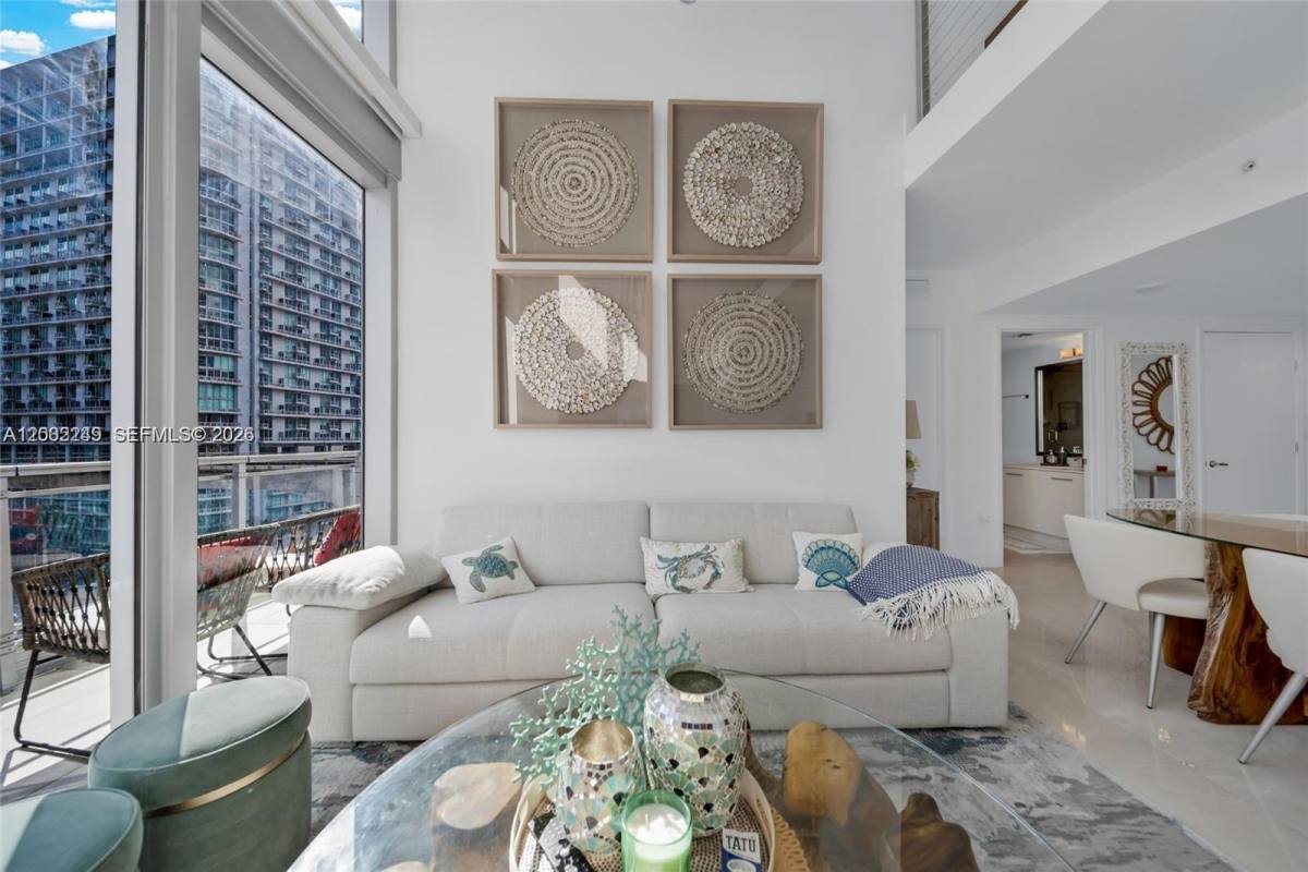 Condo for rent at 92 SW 3rd St #902, Miami, FL 33130