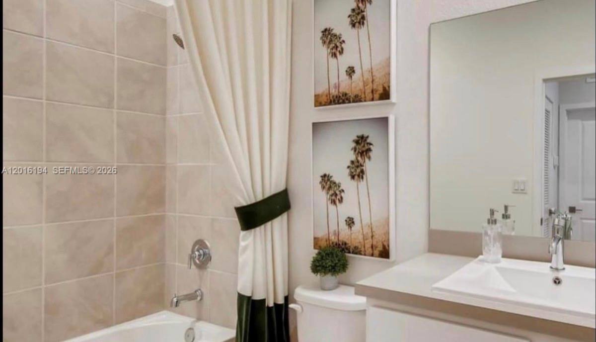 Townhouse for rent at 1116 SW 7th Court, Homestead, FL 33034