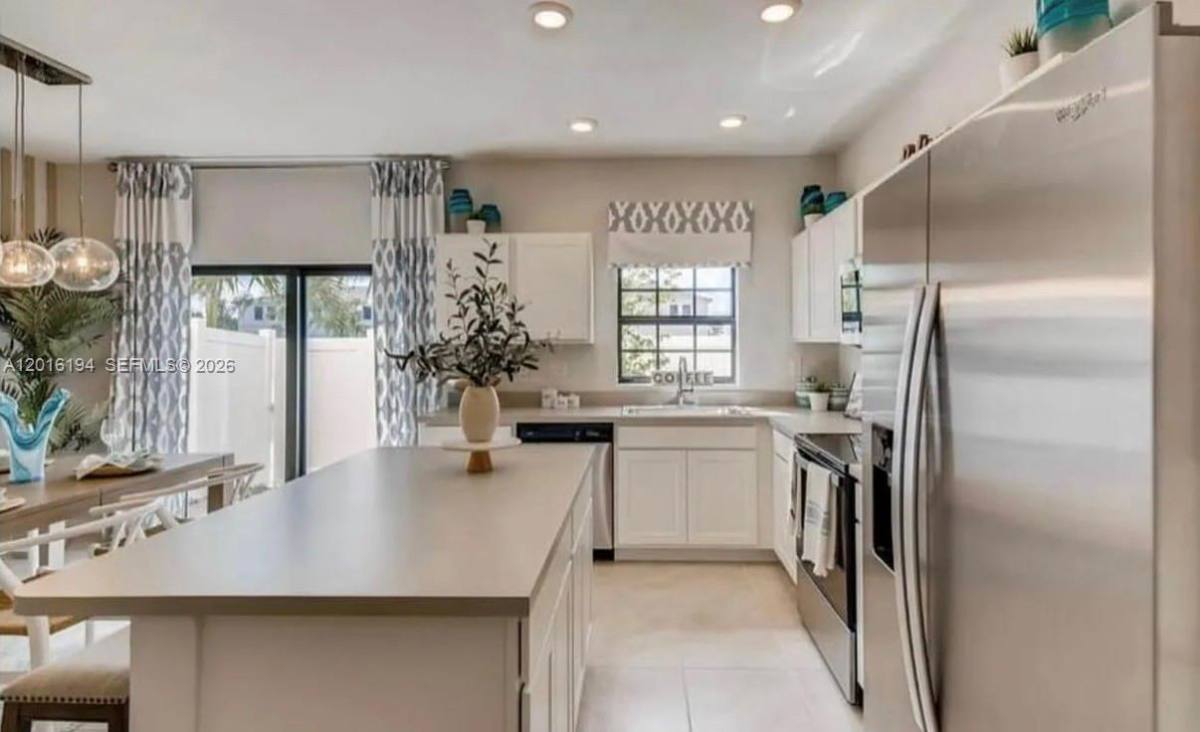 Townhouse for rent at 1116 SW 7th Court, Homestead, FL 33034