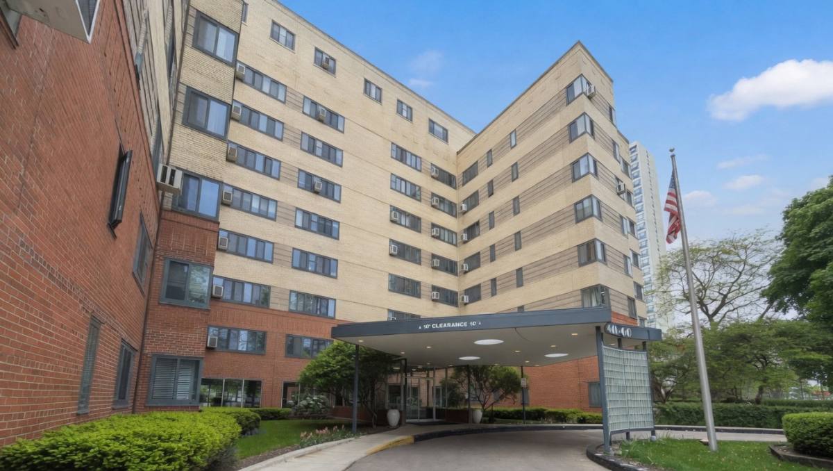 Apartment for rent at 5056 N Marine Dr #A5, Chicago, IL 60640