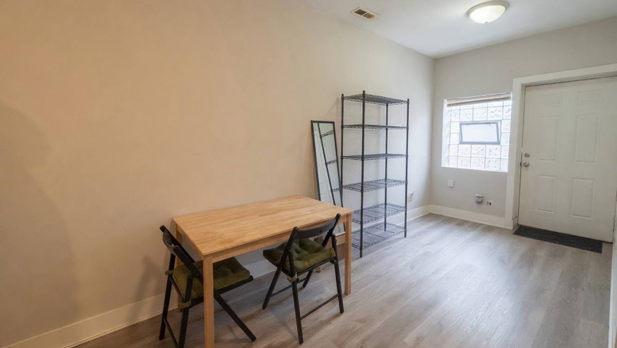 Apartment for rent at 4006 N Bell Ave #1, Chicago, IL 60618