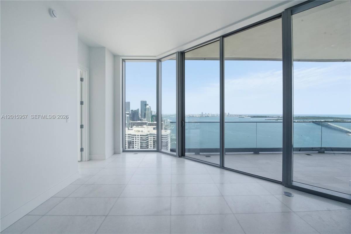 Apartment for rent at 175 SE 25th Rd #3104, Miami, FL 33129