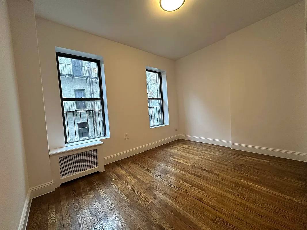 Apartment for rent at 340 E 55th St #1C, New York, NY 10022