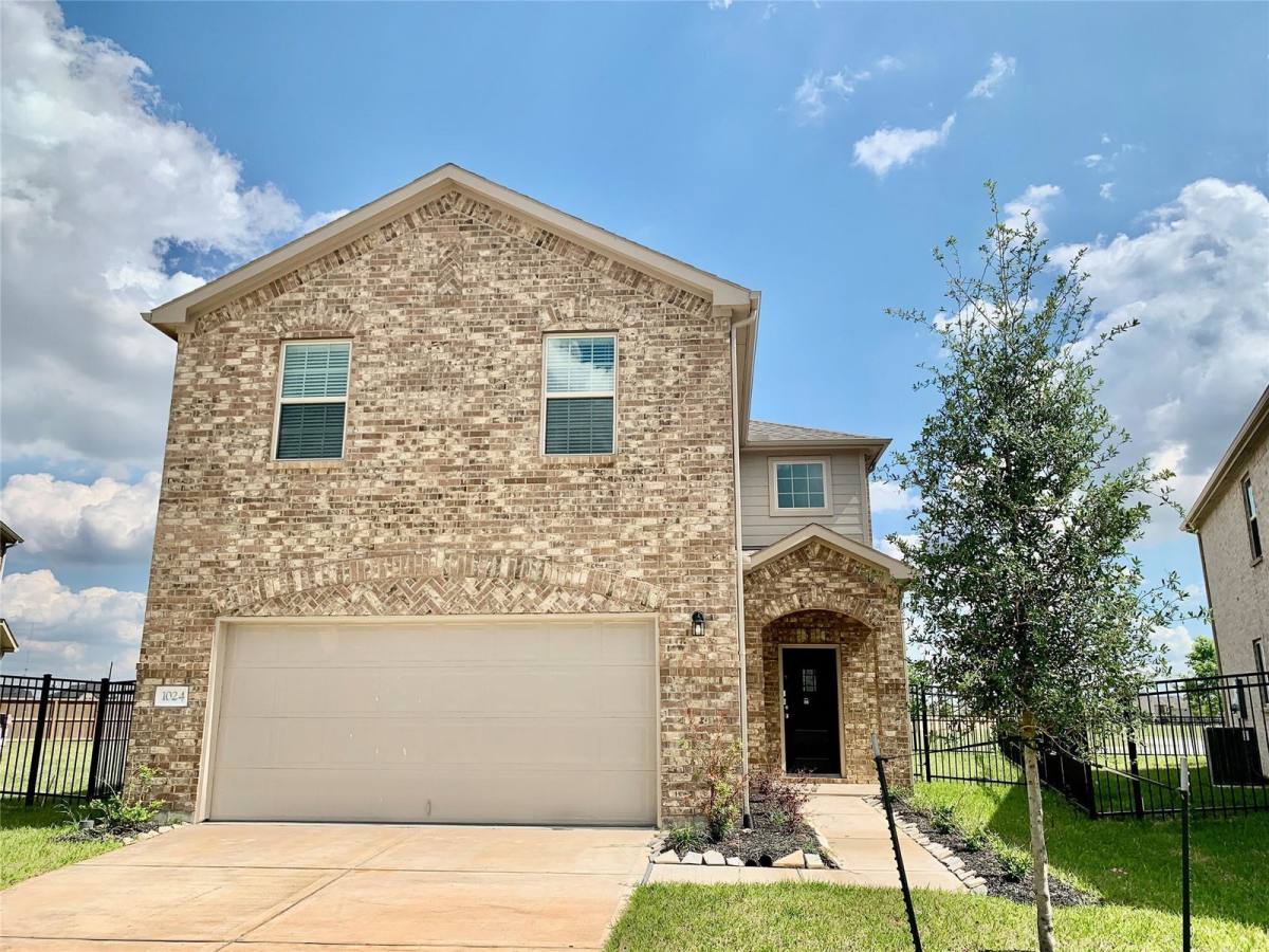 Apartment for rent at 1024 Greenshank Dr, Katy, TX 77493