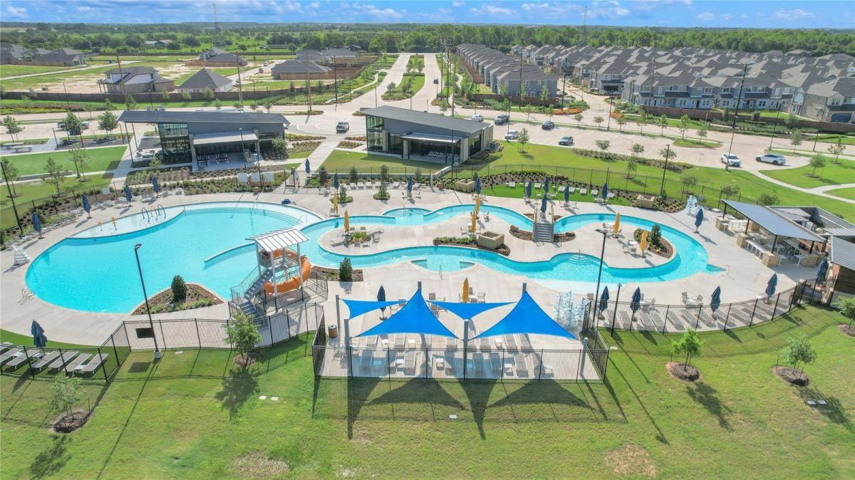 Apartment for rent at 4985 Blue Beetle Ridge Dr, Katy, TX 77493