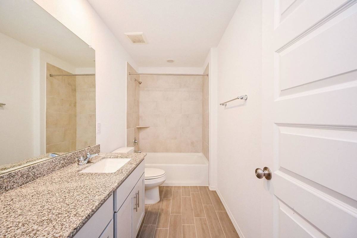 Apartment for rent at 5706 Embracement Lane, Katy, TX 77493