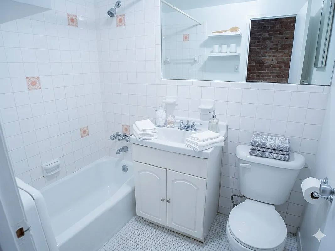 Apartment for rent at 40 E 12th St #6B, New York, NY 10003