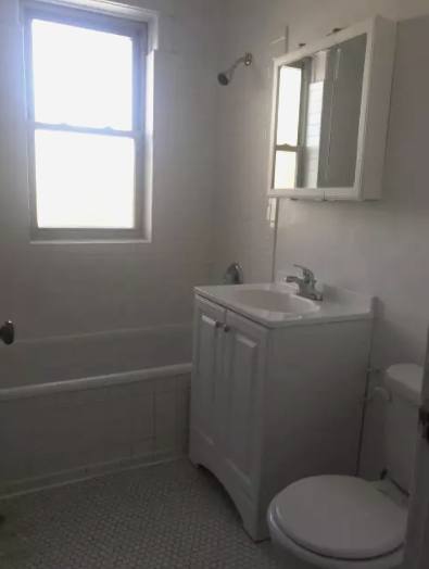 Apartment for rent at 1959 W Foster Ave #63-2, Chicago, IL 60640