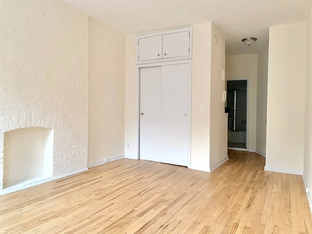 Apartment for rent at 323 E 83rd St #4A, New York, NY 10028