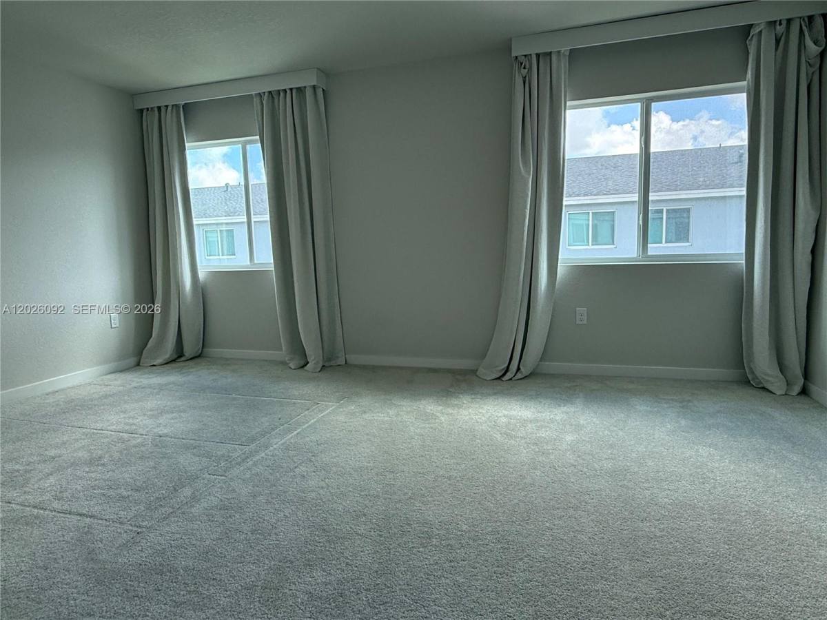 Townhouse for rent at 1073 NW 5th St, Homestead, FL 33034
