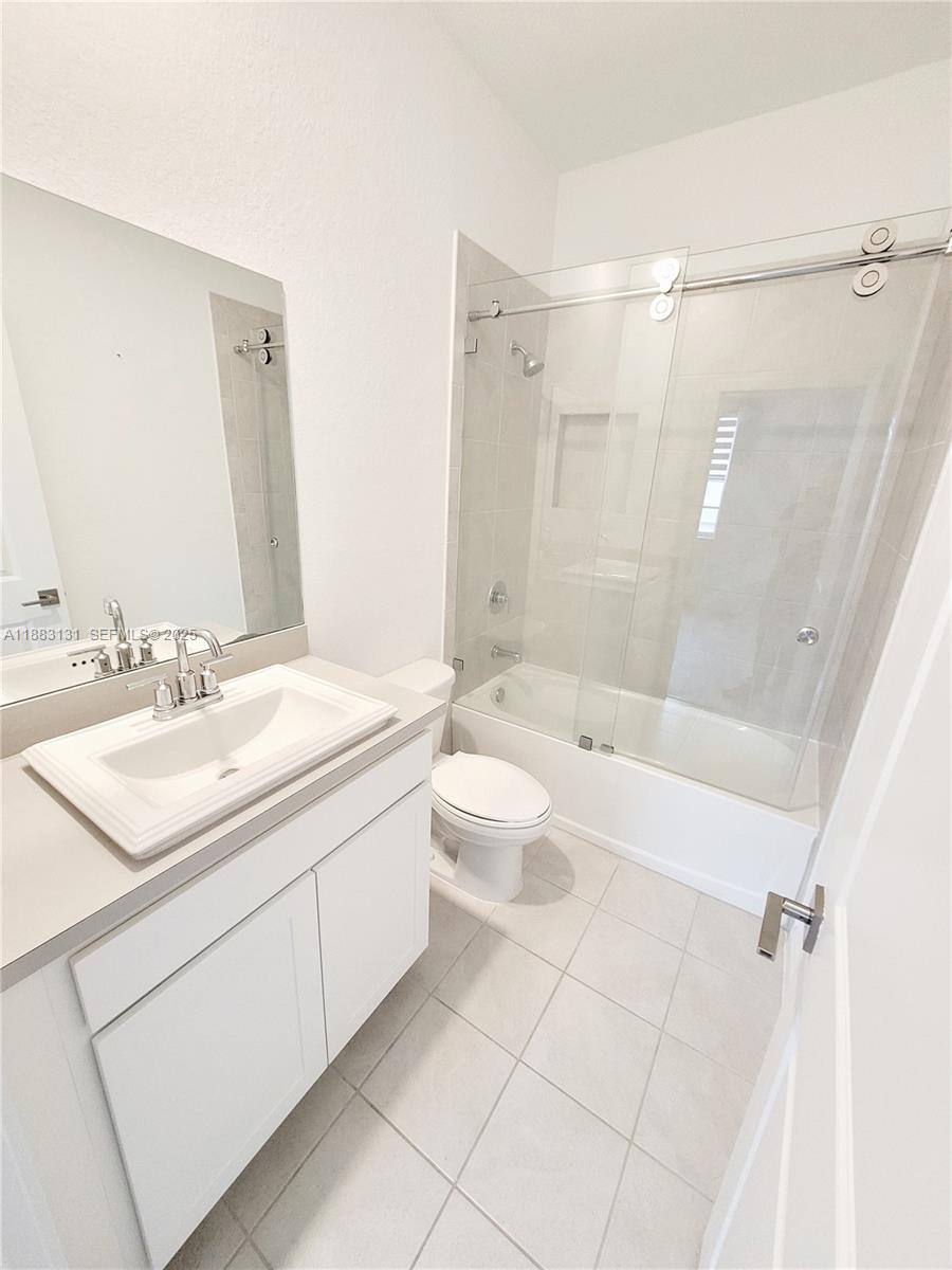 Townhouse for rent at 541 NE 4th Lane, Homestead, FL 33034