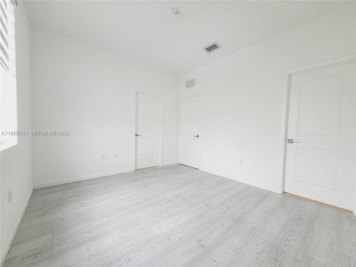 Townhouse for rent at 541 NE 4th Lane, Homestead, FL 33034