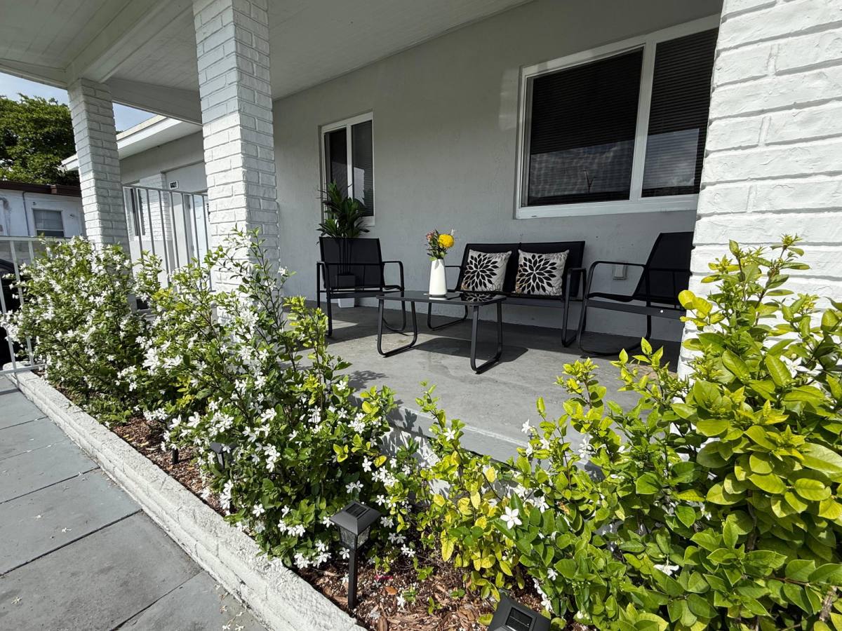 Apartment for rent at 6825 NW 5th Court, Miami, FL 33150