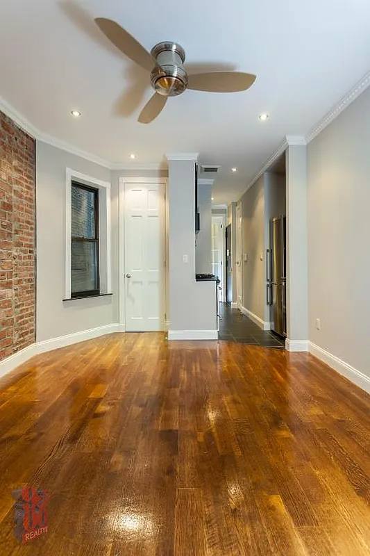 Apartment for rent at 309 E 8th St #1A, New York, NY 10009