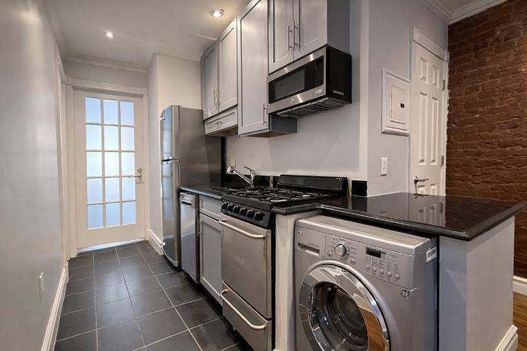 Apartment for rent at 416 E 13th St #3A, New York, NY 10009