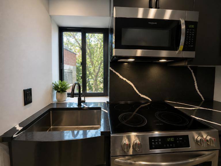 Apartment for rent at 561 Hudson St #5, New York, NY 10014