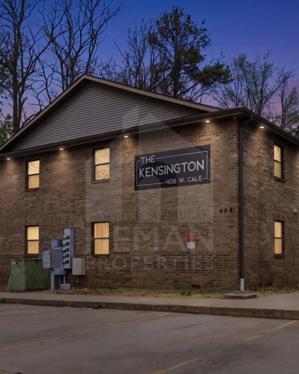 Apartment for rent at 408 W Cale St, Monett, MO 65708