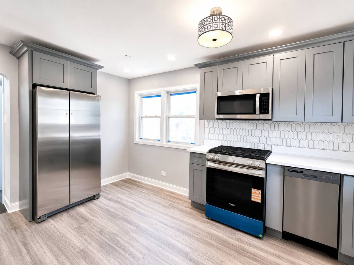 House for rent at 12552 S Yale Ave, Chicago, IL 60628