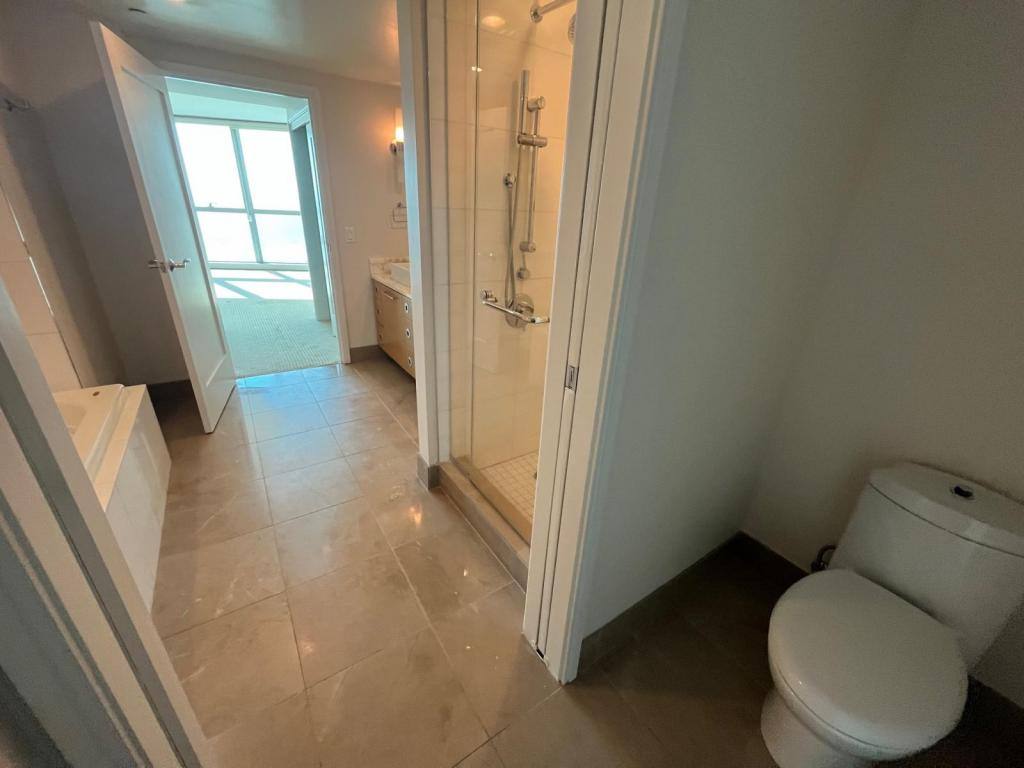 Apartment for rent at 1177 Queen St #4404, Honolulu, HI 96814