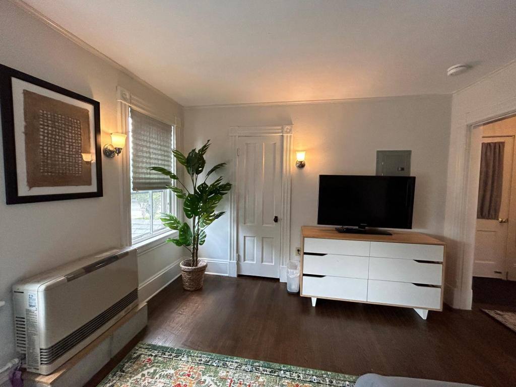 Apartment for rent at 8 S Union St #2, Burlington, VT 05401