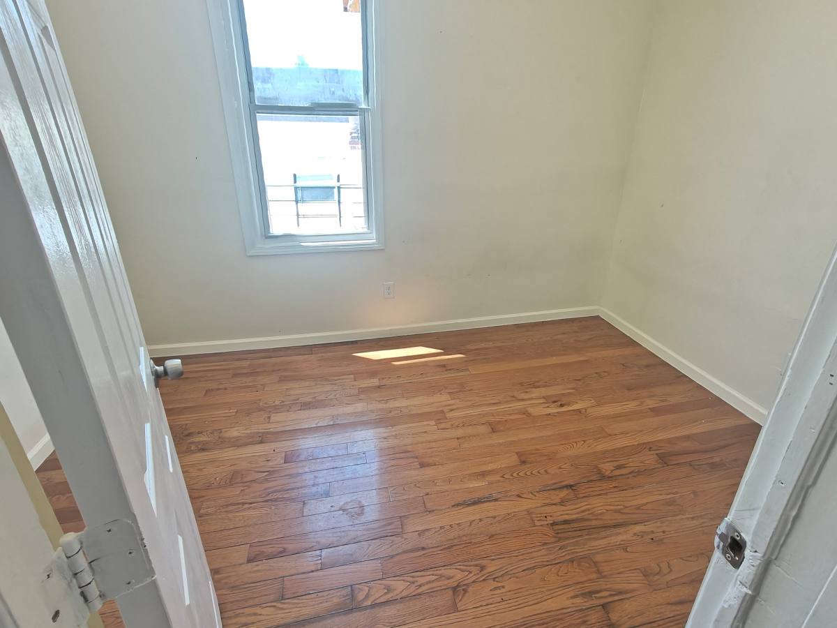 Apartment for rent at 85 Littleton Ave #3, Newark, NJ 07107