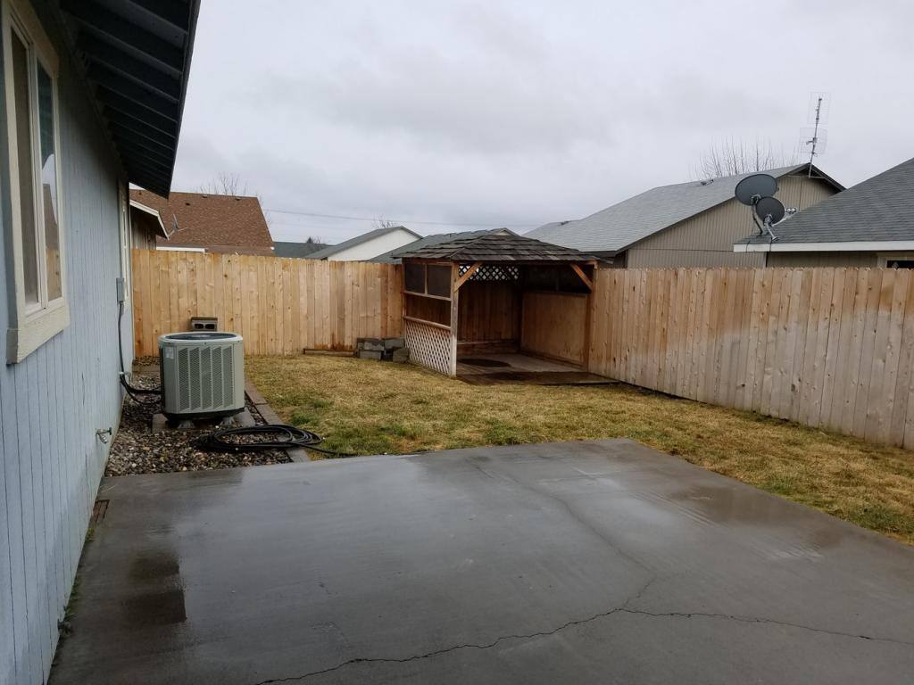 House for rent at 4771 Mount Adams View Dr, West Richland, WA 99353
